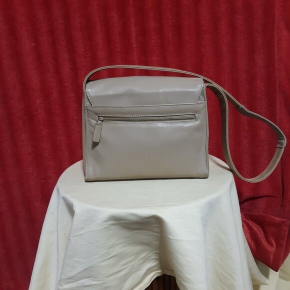 Reaction Kenneth Cole Bag - Picture 3 of 5